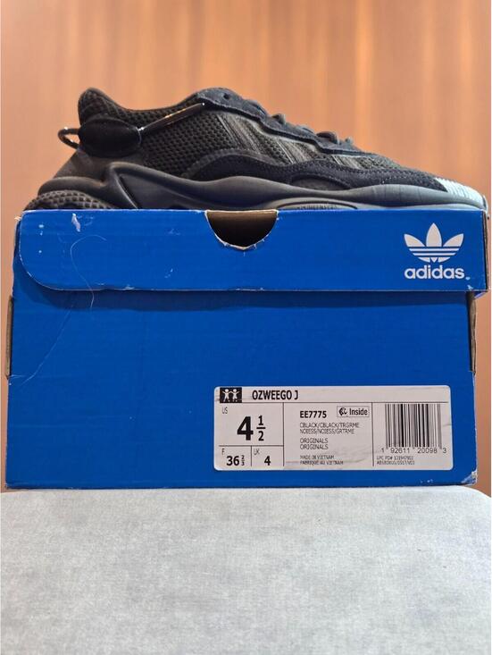 adidas Originals Ozweego - Triple Black (EE7775) Size 4.5Y Women\'s 5.5 NIB main image 4